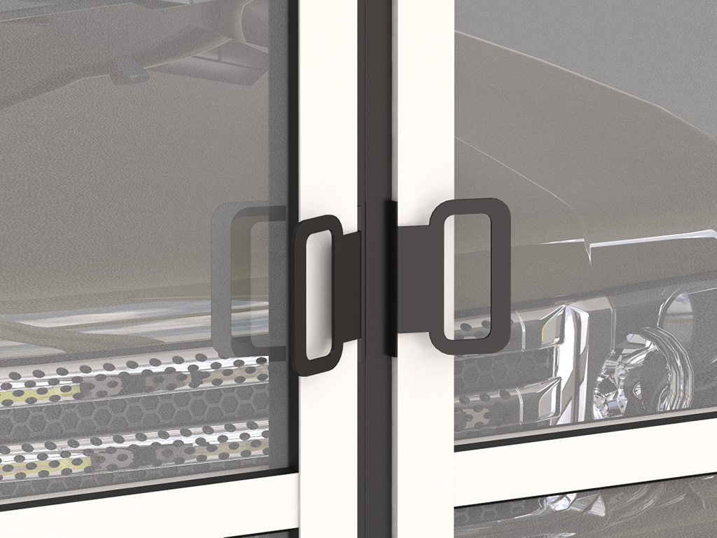 Po‘latdan yasalgan tutqich, darvozalarni qo‘lda qulay ochish va yopish uchun mo‘ljallangan.